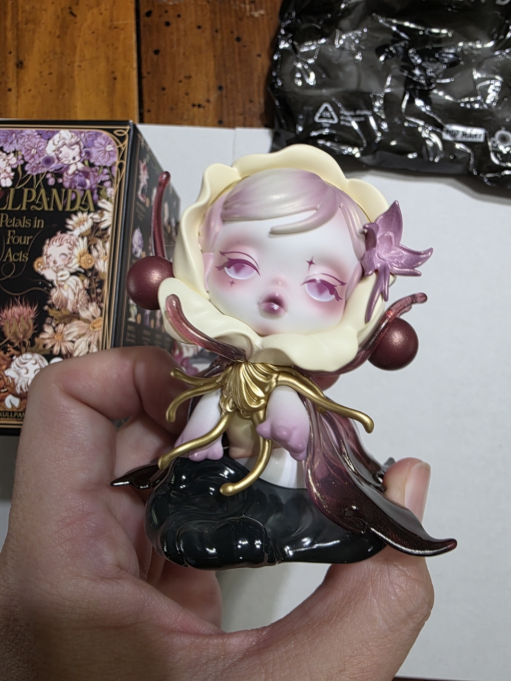 Skullpanda Petals In Four Acts Figurine